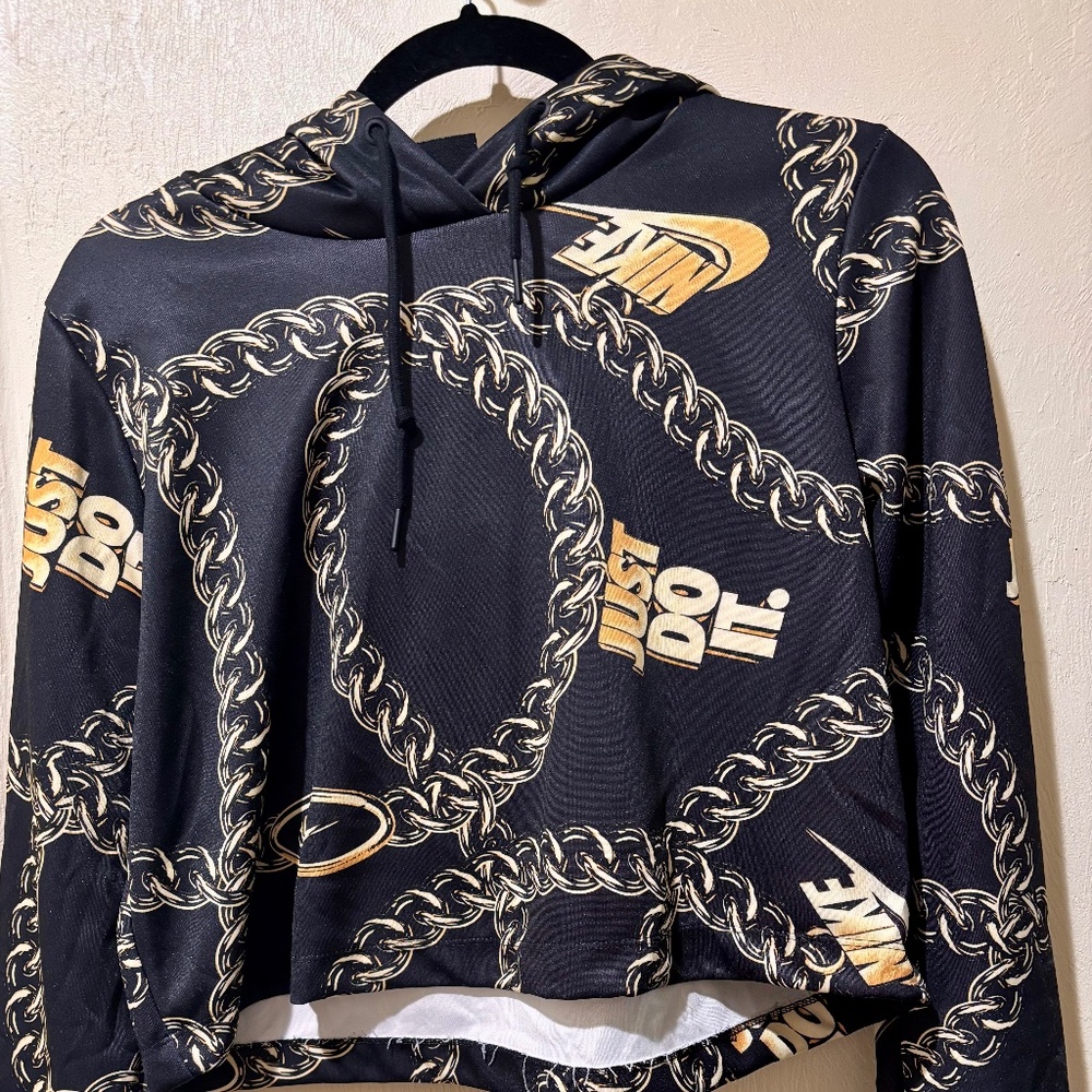 Nike Women’s Cropped Hoodie – Size Small